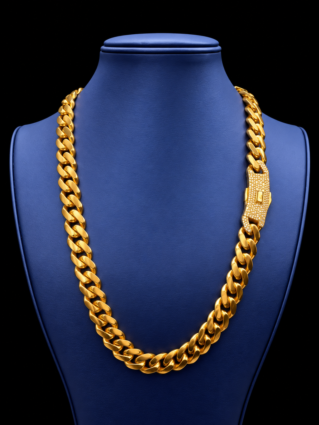 10K gold Monaco chain 13.5mm 22 inch